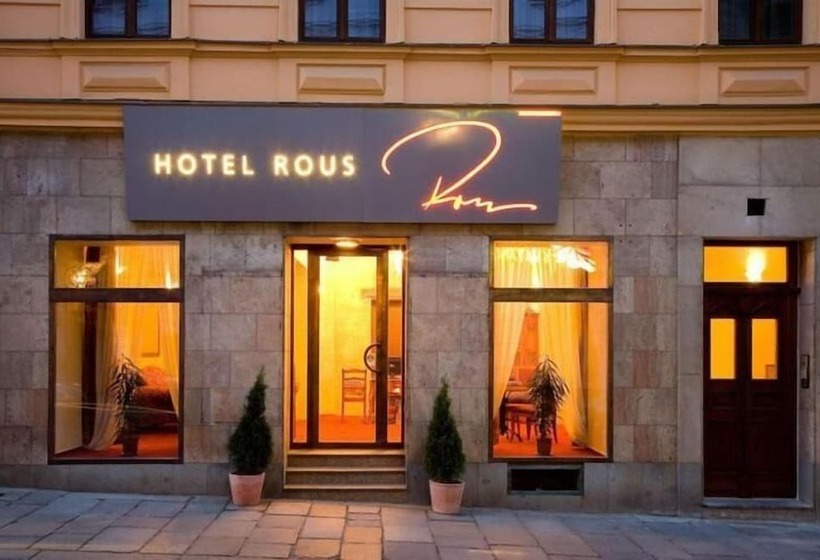 هتل Rous