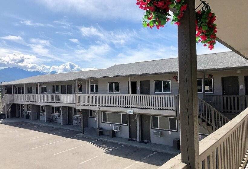 Hotel The Canterbury Inn Of Downtown Invermere