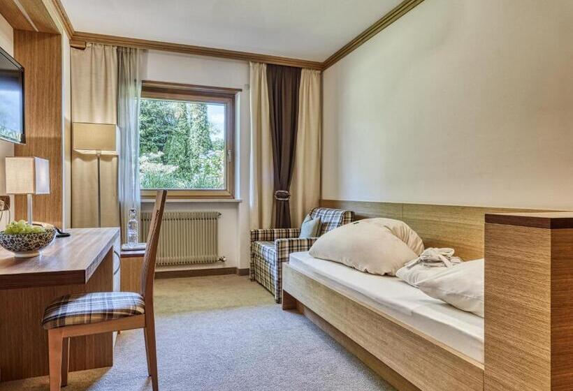 هتل Traubenheim