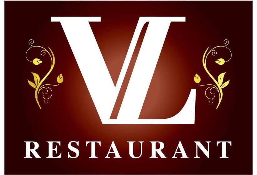هتل Vaughan Lodge