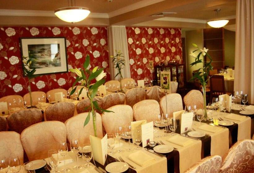هتل Vaughan Lodge