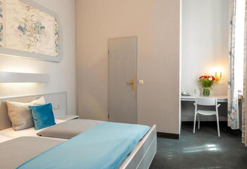 Fotos del hotel W22 Hotel Am Kurfürstendamm:  9