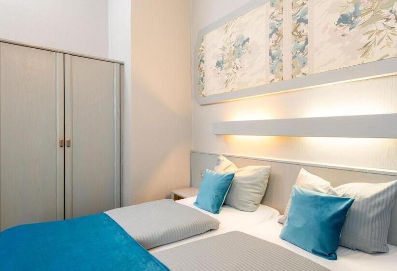 Fotos del hotel W22 Hotel Am Kurfürstendamm:  11