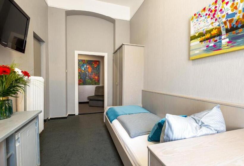 Fotos del hotel W22 Hotel Am Kurfürstendamm:  25