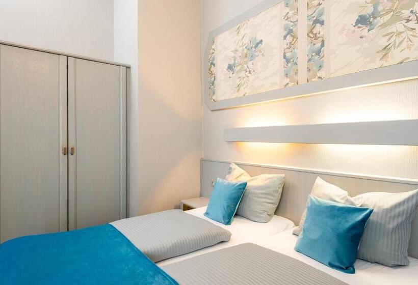 Fotos del hotel W22 Hotel Am Kurfürstendamm:  8