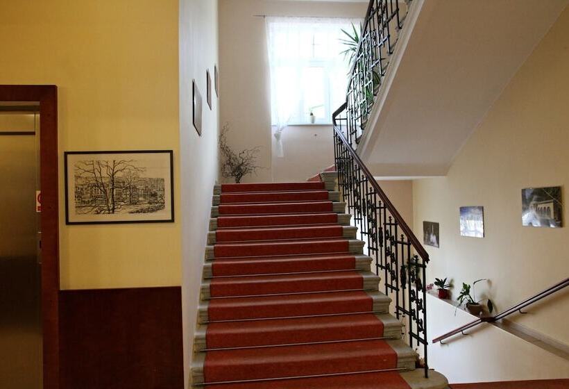 اقامتگاه Wellness Hotel La Passionaria