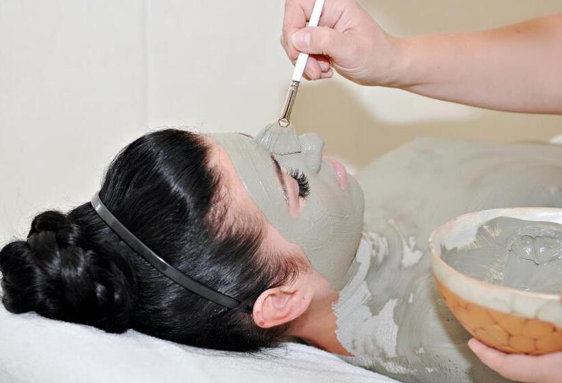 اقامتگاه Wellness Hotel La Passionaria
