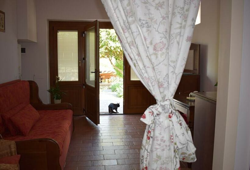 هتل Agriturismo Amina