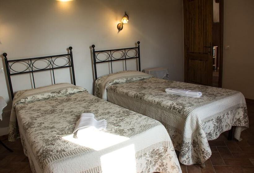 هتل Agriturismo San Carlo