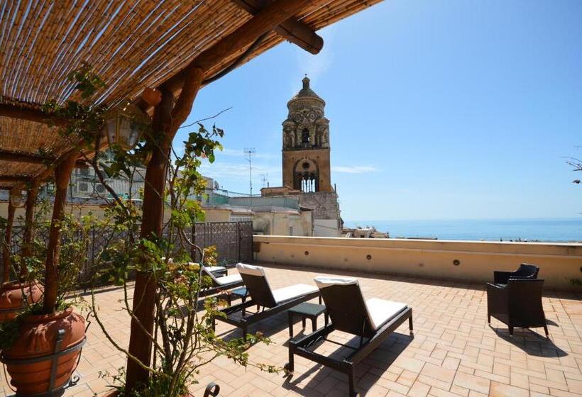 هتل Albergo L Antico Convitto