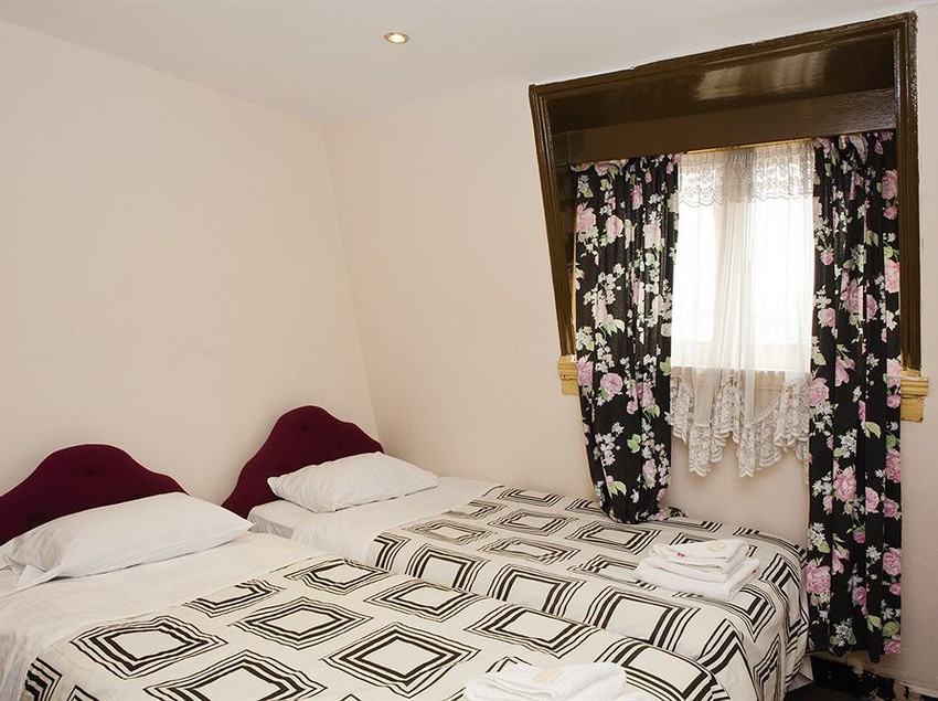 Central London Budget Hotel