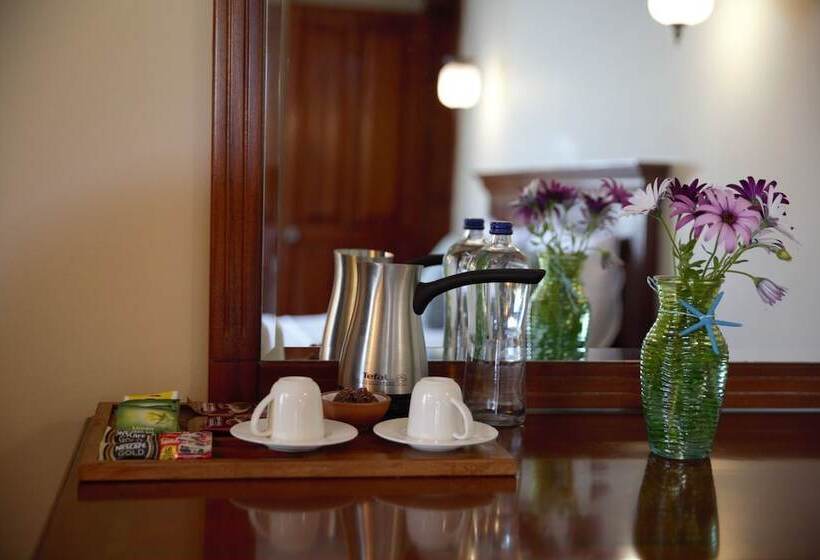 هتل Arion Resort