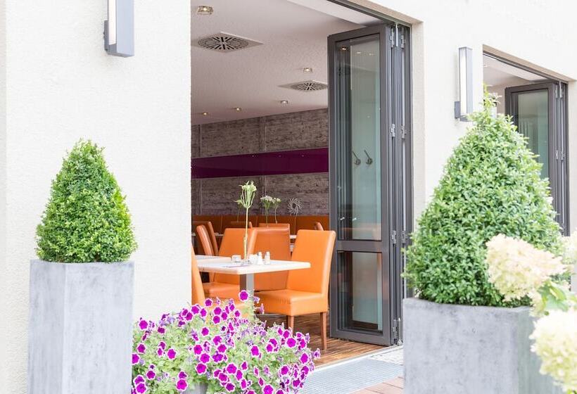 בית מלון כפרי Arooma