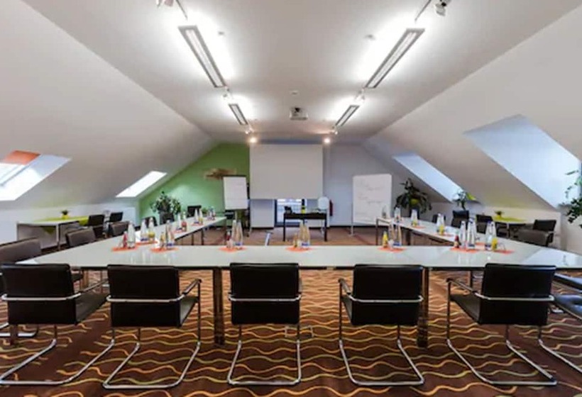 בית מלון כפרי Arooma