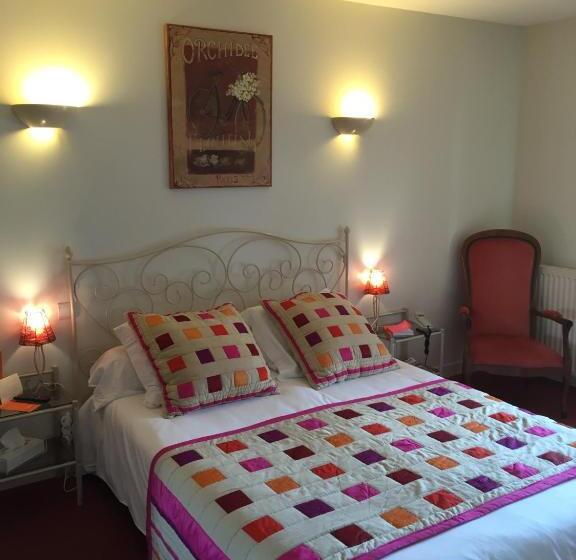 호텔 Auberge Du Cheval Blanc   Teritoria