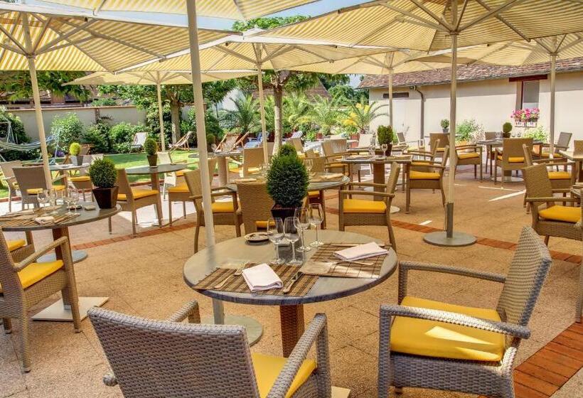 호텔 Auberge Du Cheval Blanc   Teritoria