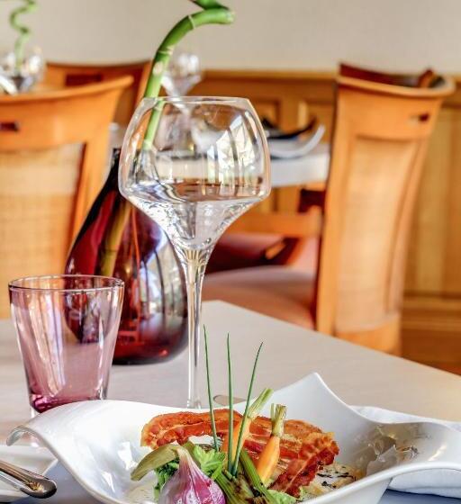 호텔 Auberge Du Cheval Blanc   Teritoria