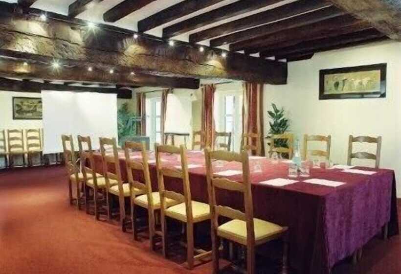 호텔 Auberge Du Cheval Blanc   Teritoria