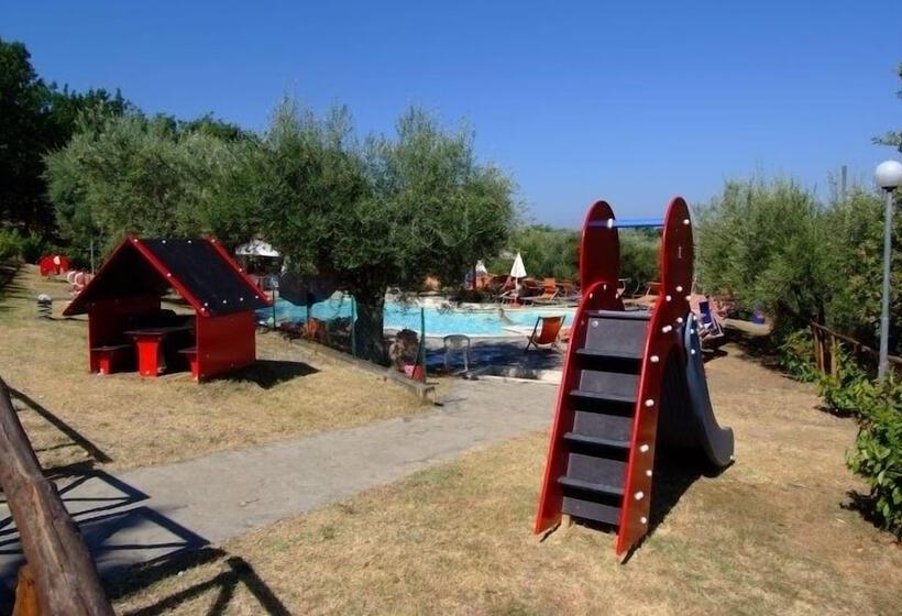 هتل Cerquestra Camping Village