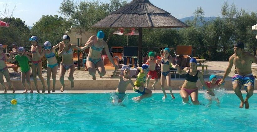 هتل Cerquestra Camping Village