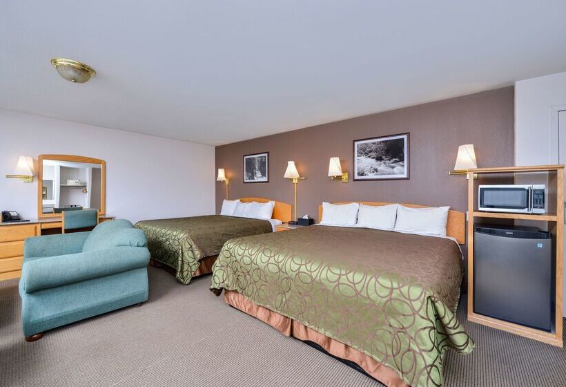 酒店 Canadas Best Value Inn Valemount