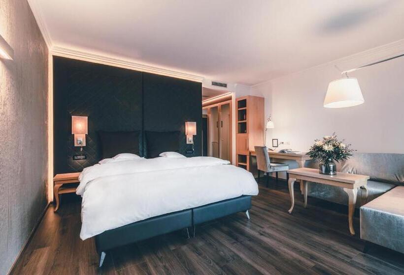 هتل Golserhof