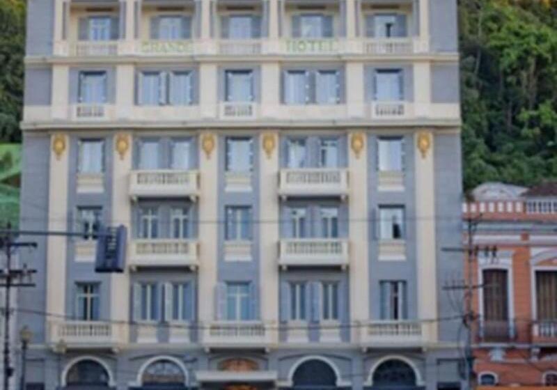 هتل Grande  Petropolis