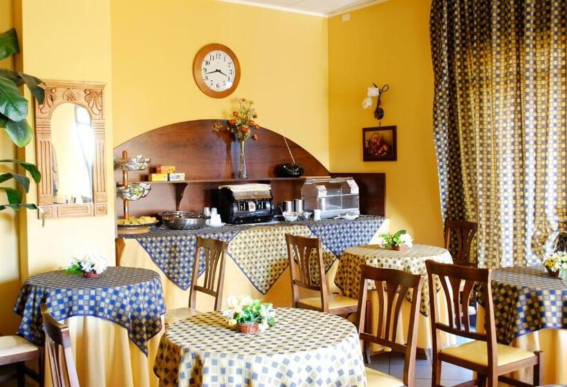 هتل Greta Rooms
