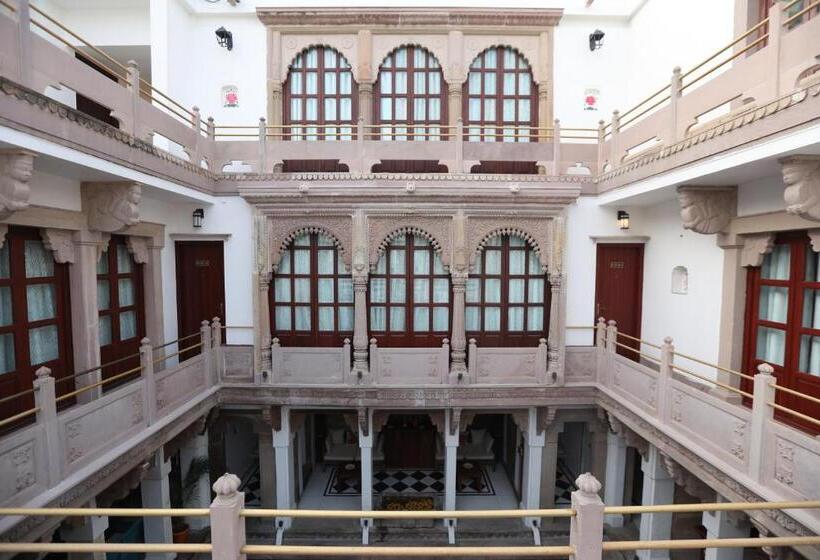 Fotos del hotel Guleria Kothi At Ganges:  37