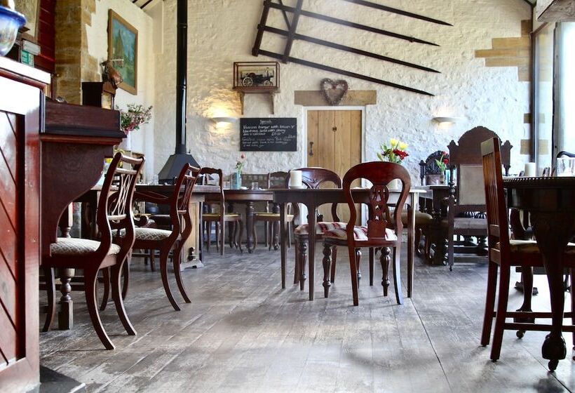 ホテル Haselbury Mill