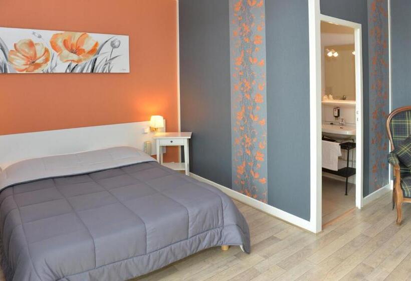 호텔 Hôtel La Croix Blanche