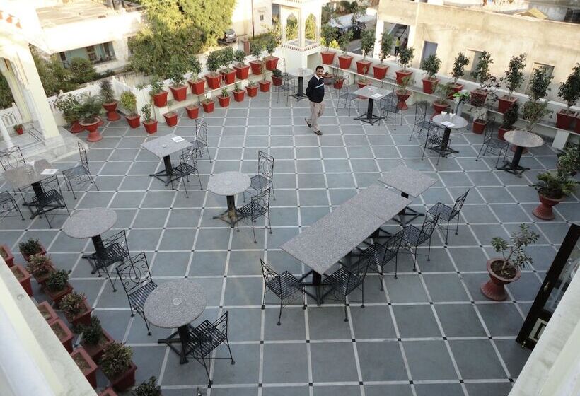 Fotos del hotel Krishna Palace:  2