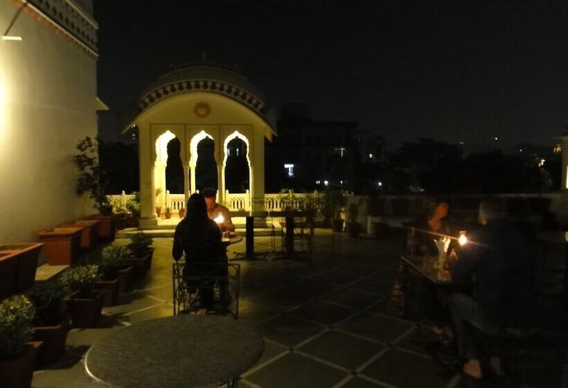 Fotos del hotel Krishna Palace:  14