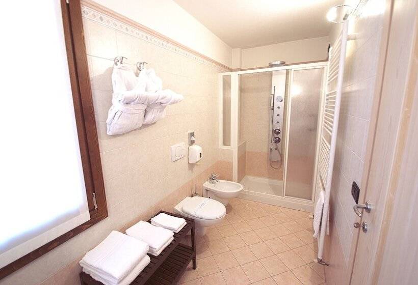 فندق Piccolo Tibet