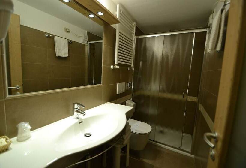 فندق Piccolo Tibet