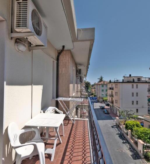 هتل Residence Mediterraneo