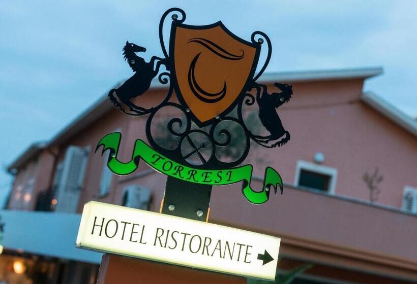 هتل Torresi