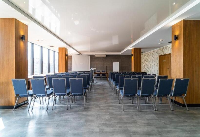 בית מלון כפרי Weneda