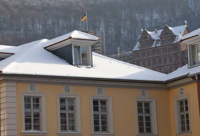 هتل Zur Alten Brucke