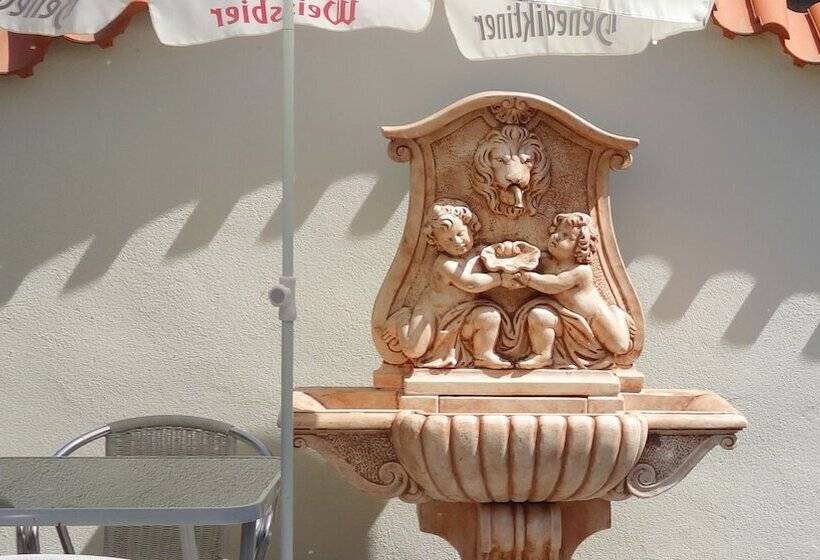 هتل Zur Post