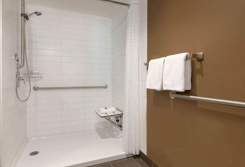 Microtel Inn And Suites By Wyndham Weyburn