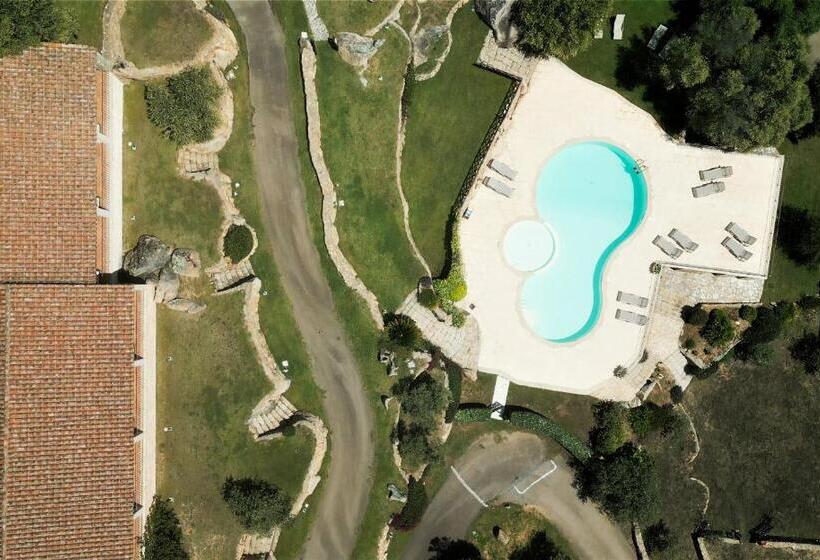 Moma Hotel Cannigione