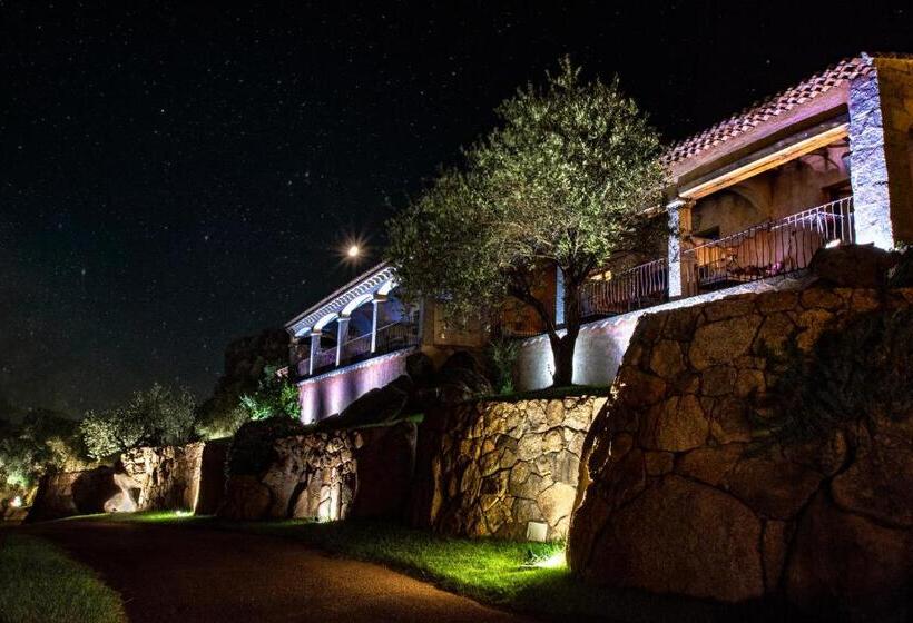 Moma Hotel Cannigione