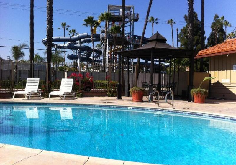 مُتل Best Inn & Suites