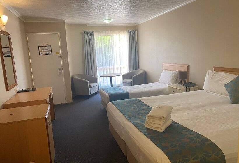모텔 Harbour Sails Motor Inn