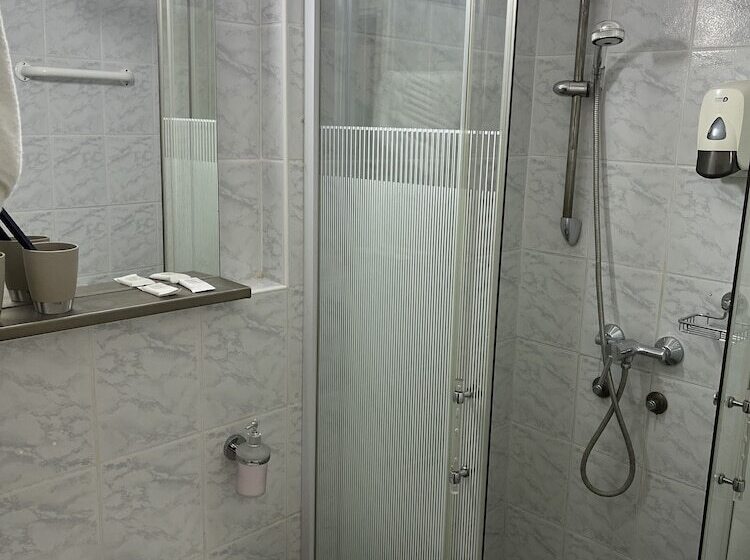 Fotos del hotel Kristal:  6