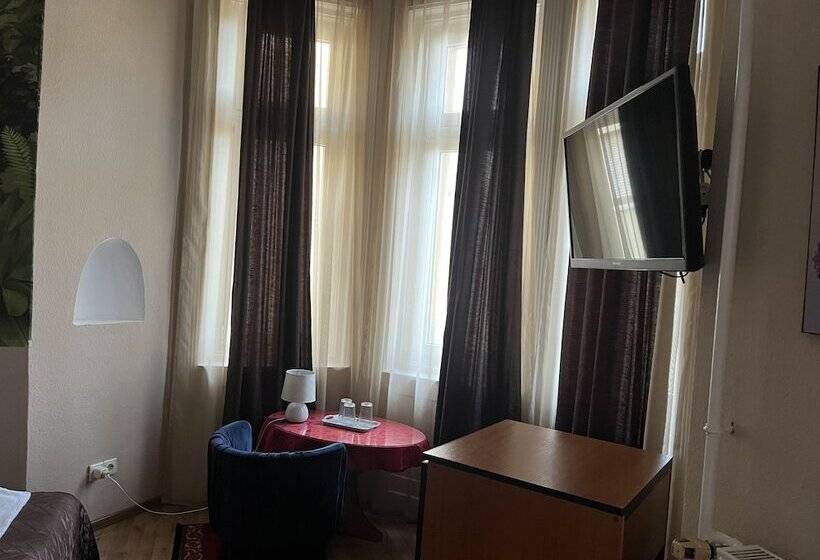 Fotos del hotel Kristal:  33