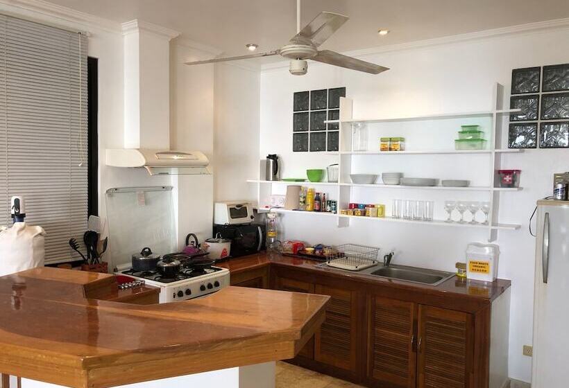Argonauta Boracay Boutique Hotel With Apartments And Villas
