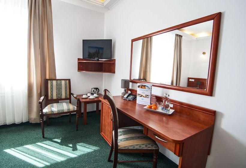 Fotos del hotel Artur:  30