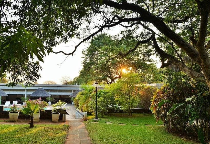 Fotos del hotel Cresta Sprayview Victoria Falls:  9